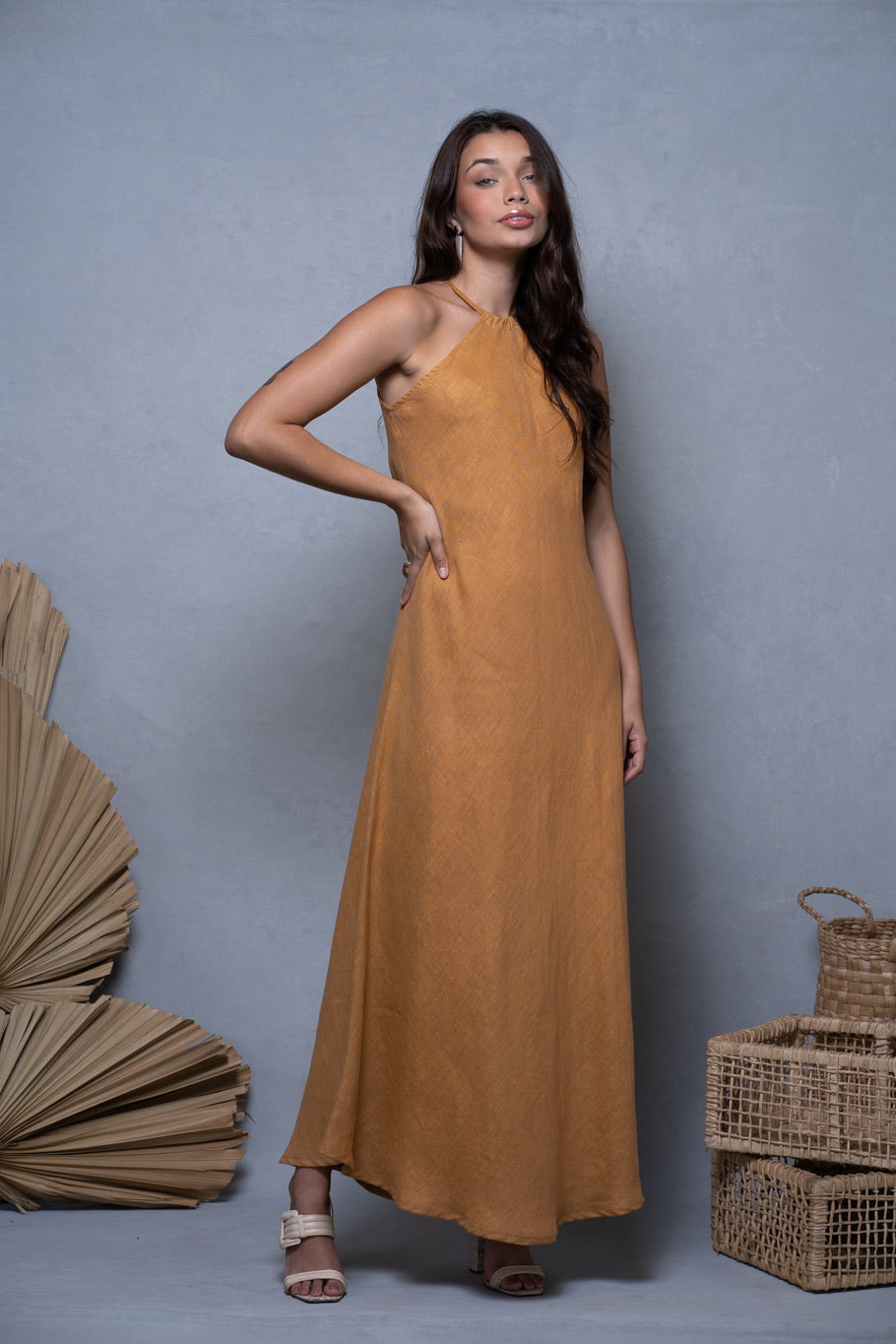 VESTIDO LARGO LISO DE LINO HERA EN OFERTA