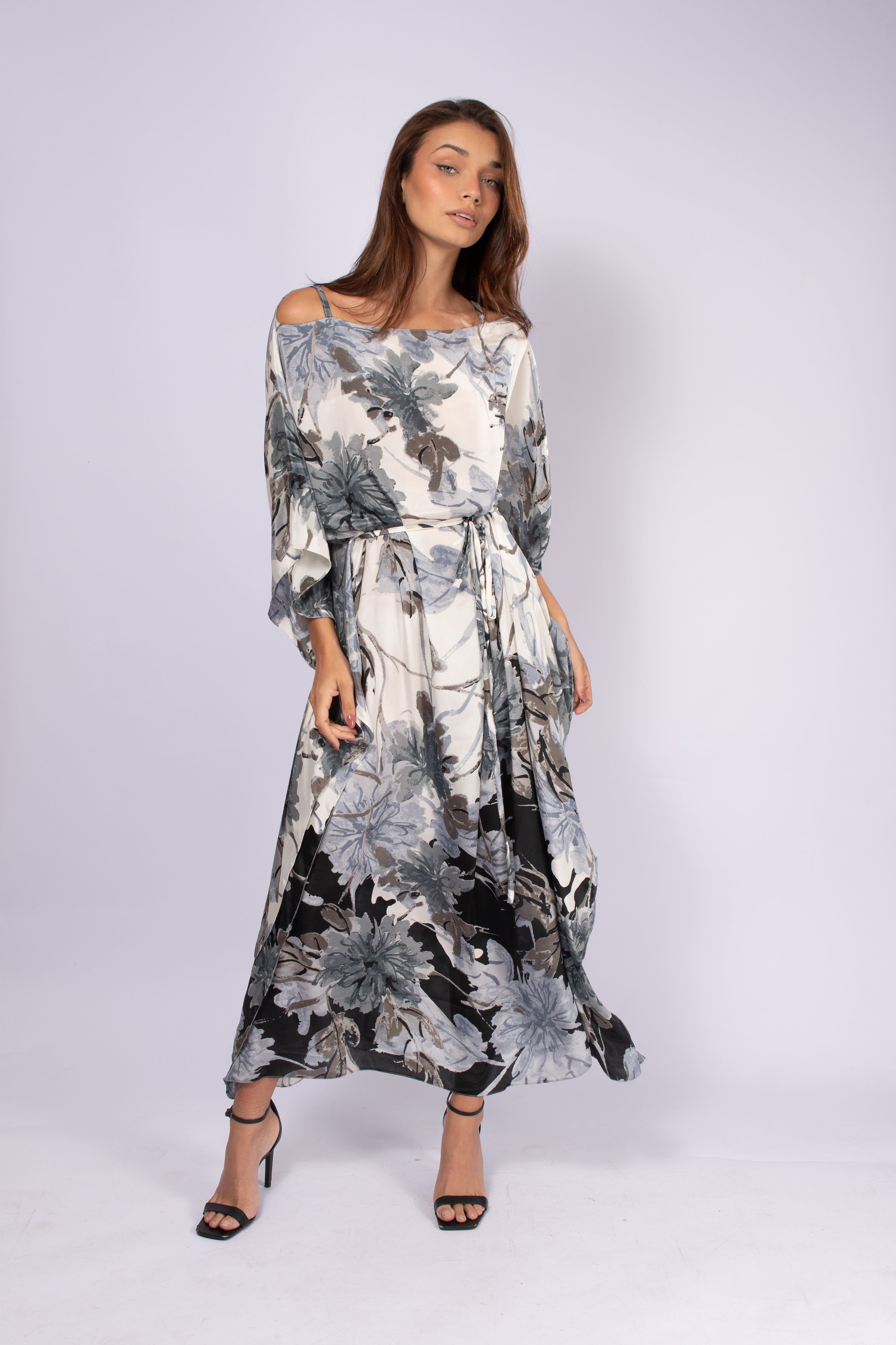 KAFTAN JAVA WHITE GREY AND BLACK LEAVES