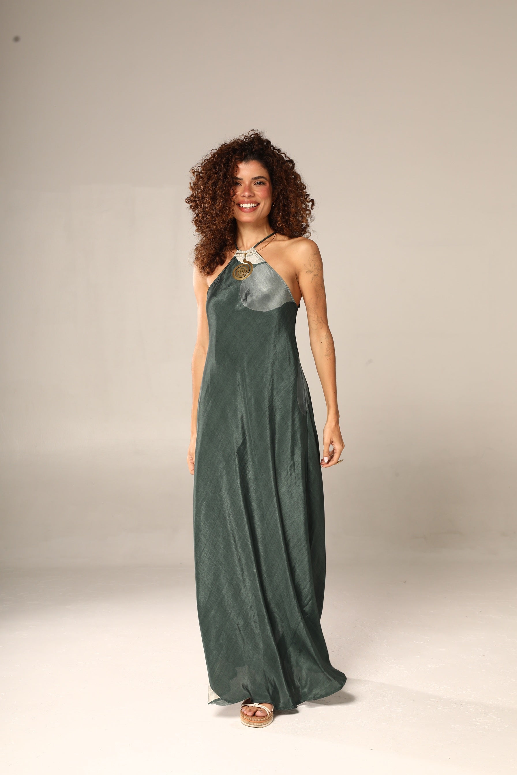 VESTIDO HERA SEDA VERDE