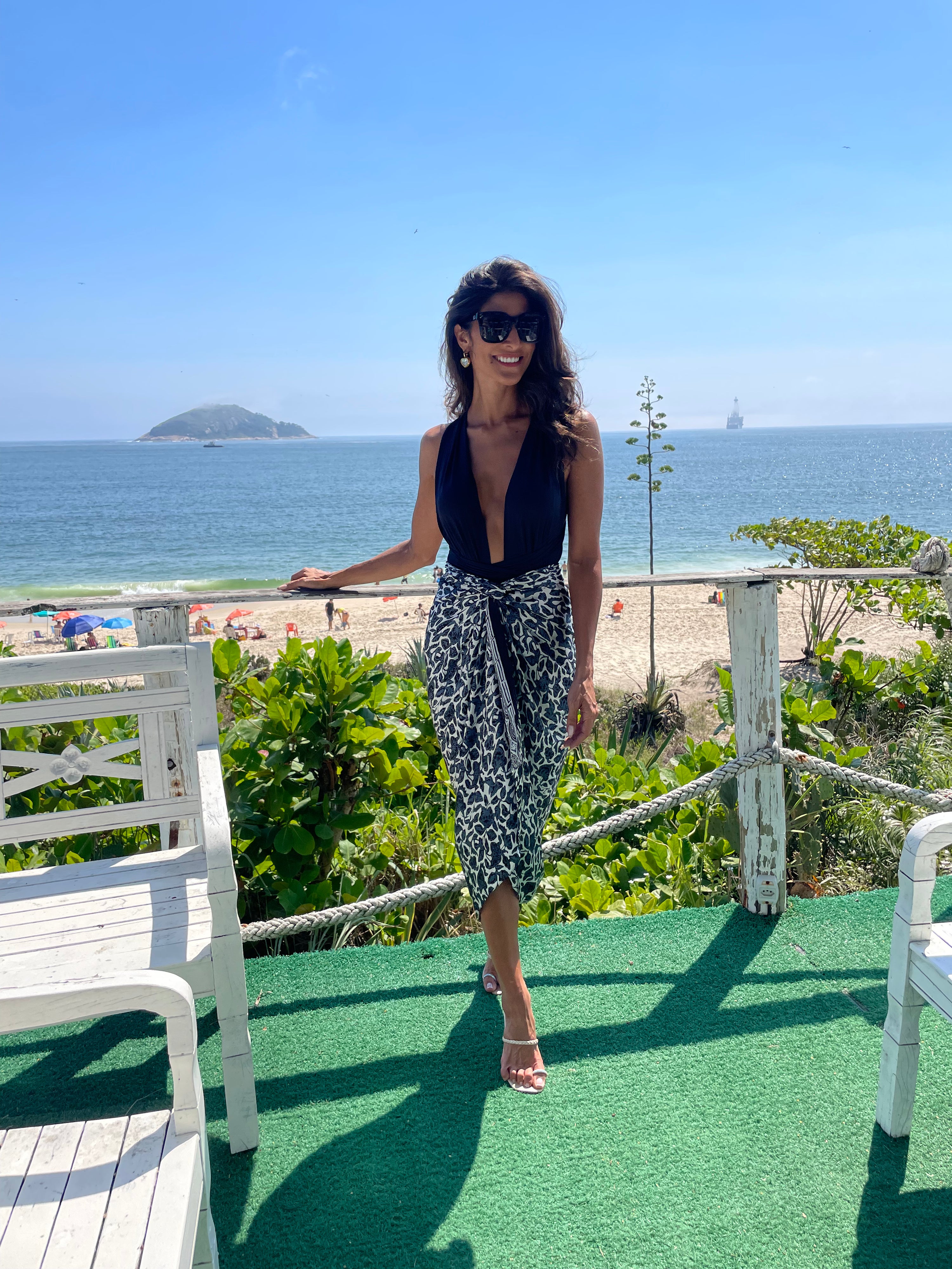 PAREÔ AZUL PRETO E BRANCO