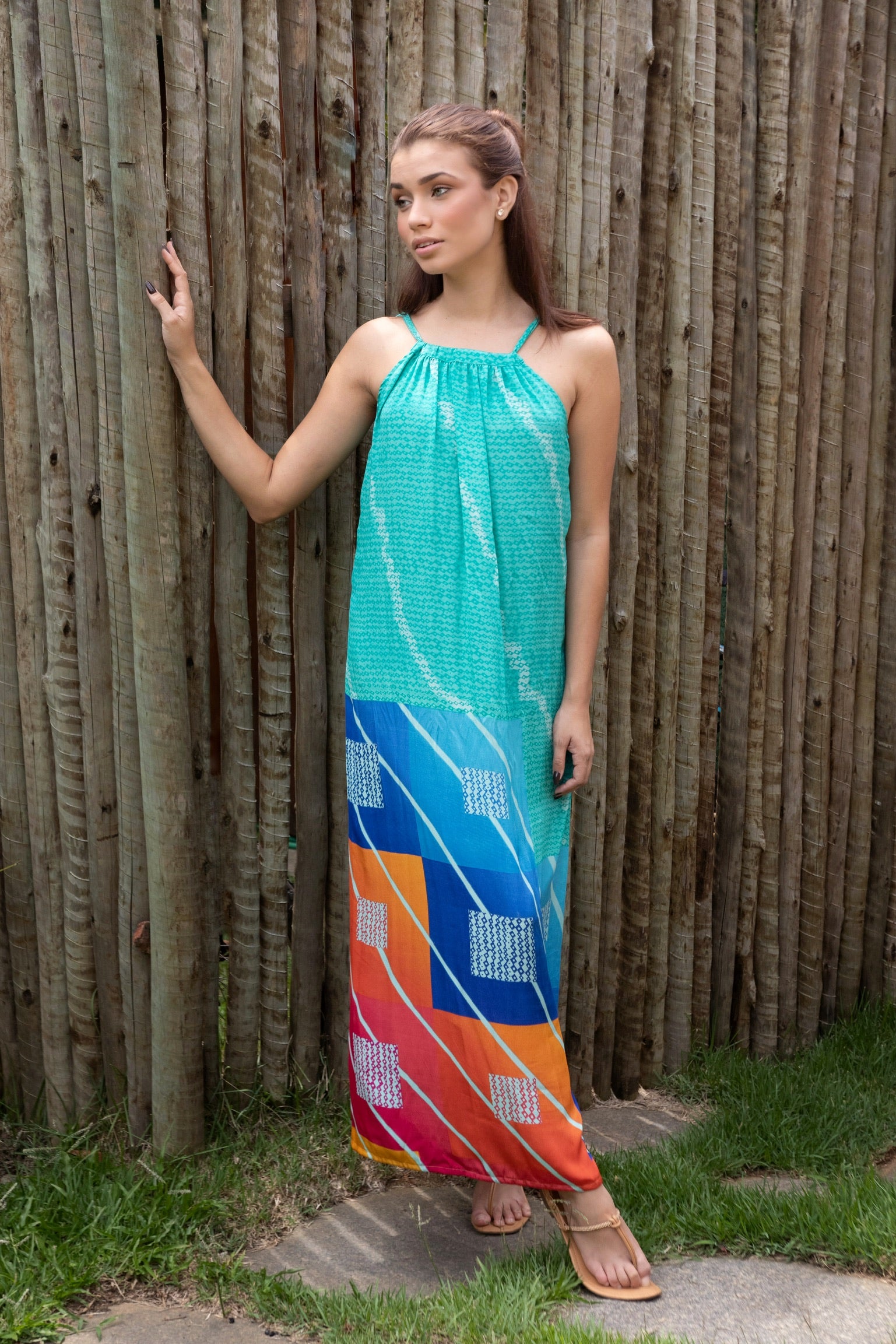 VESTIDO SUMATRA SEDA AZUL E LARANJA GEOMÉTRICO