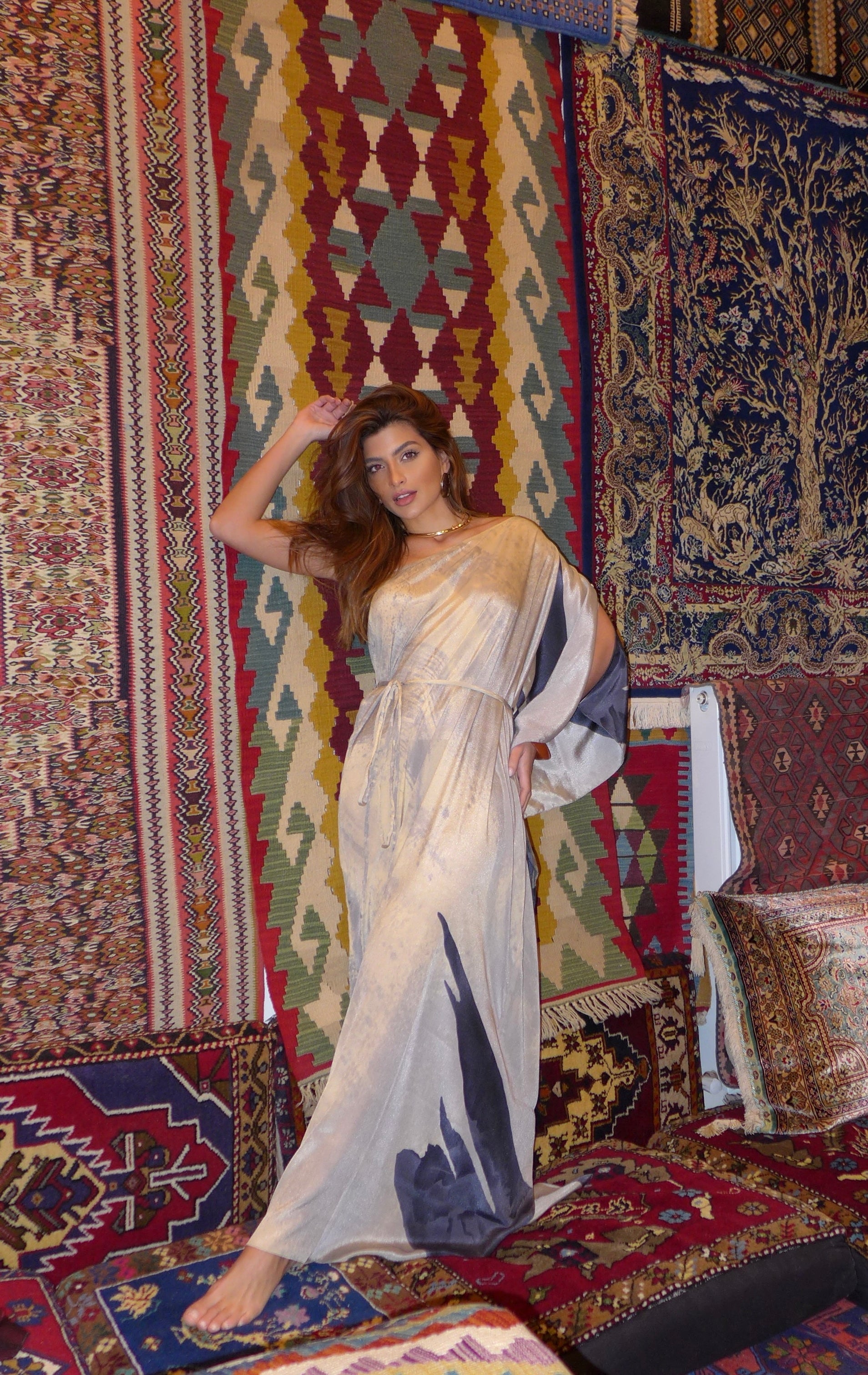 KAFTAN RHODES LONGO CREME E AZUL