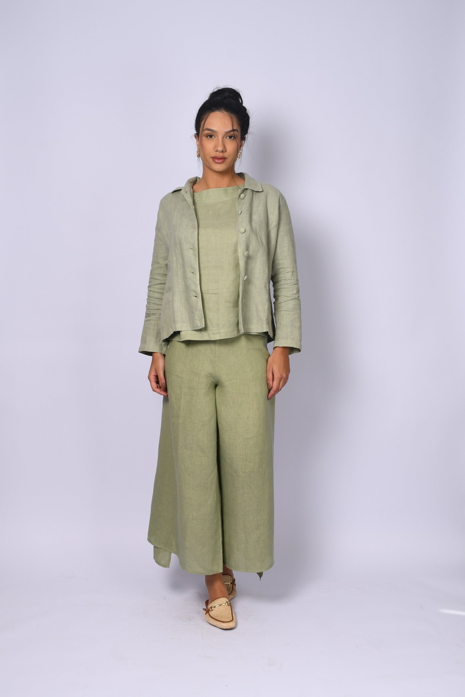 Jaqueta_Palermo_calca_Agadir_e_blusa_Cartagena_Jade.2960.jpg
