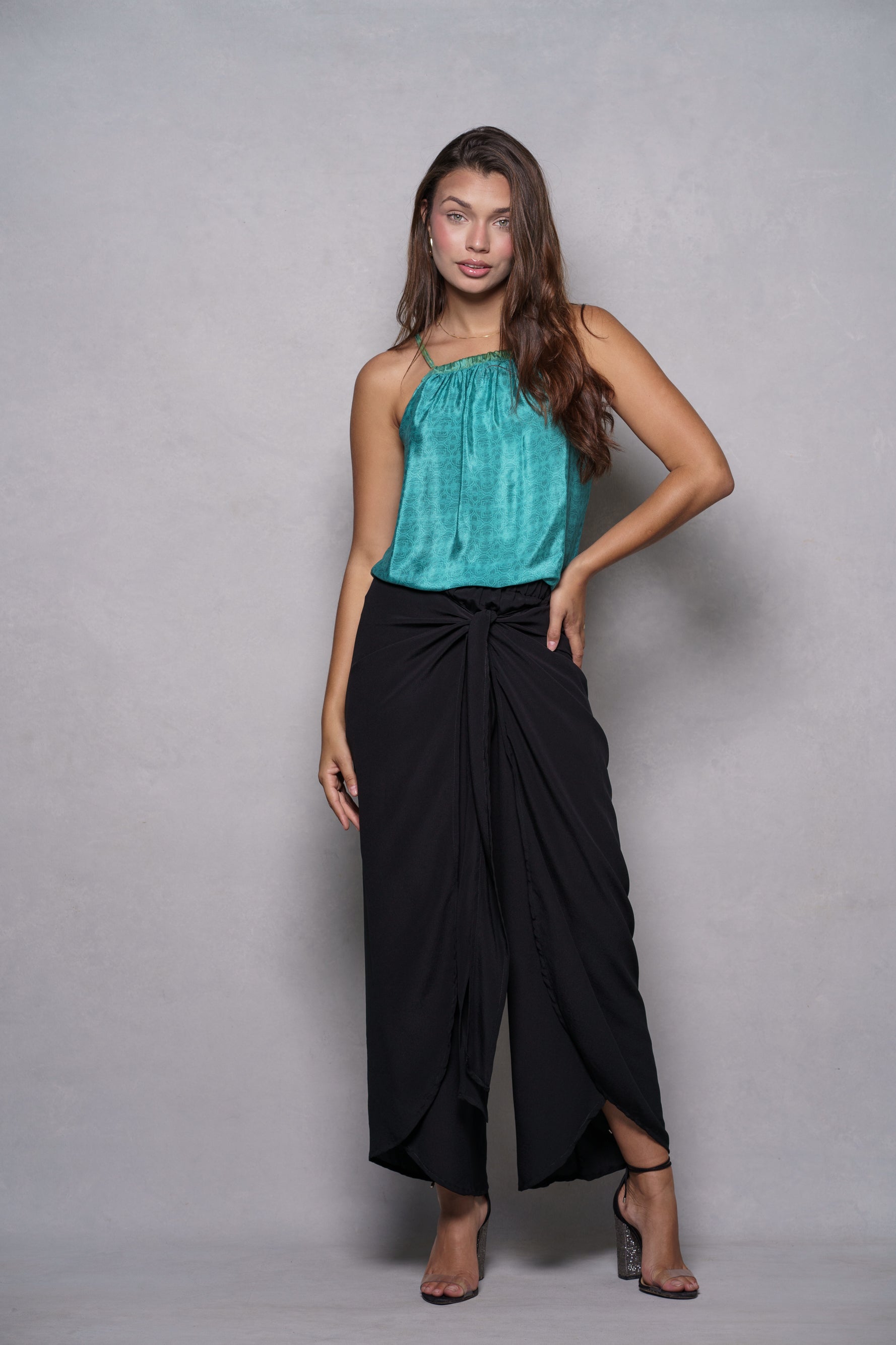 CALÇA ROMA SEDA
