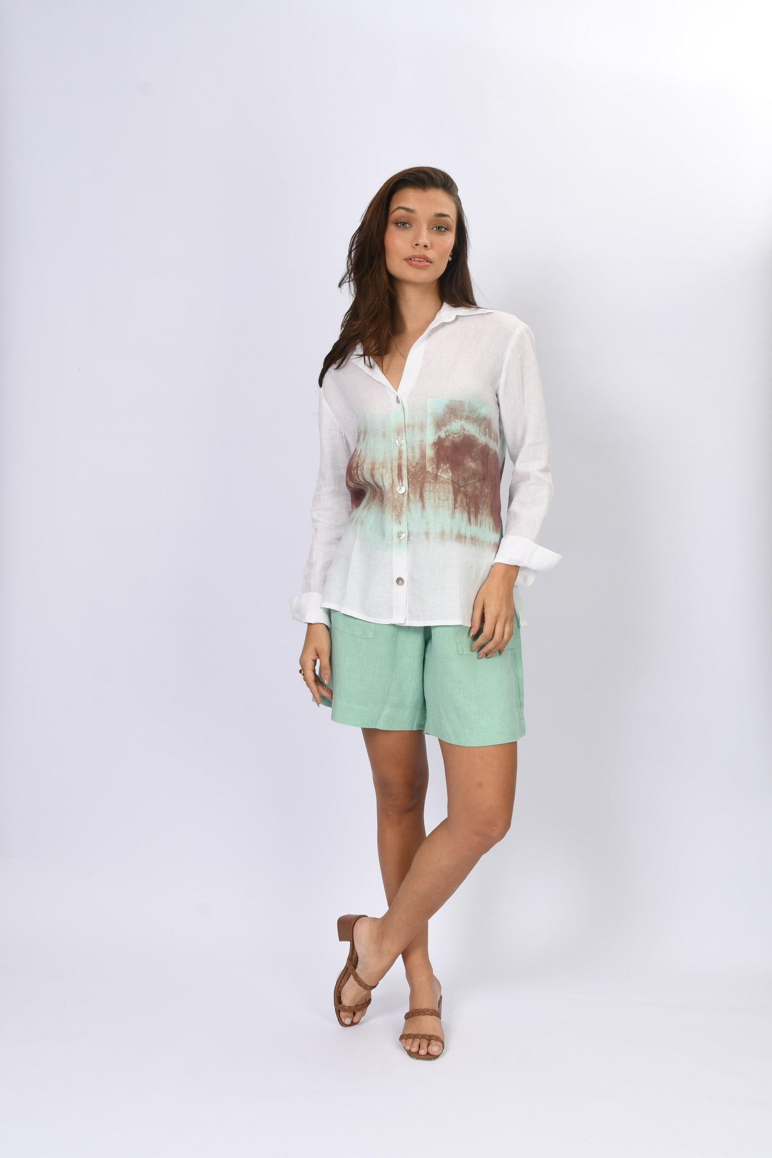 bermuda_itacare_e_chemise_bahamas_terra_acqua_f41eb148-4b4b-4a79-8b1c-f111244f8280.jpg