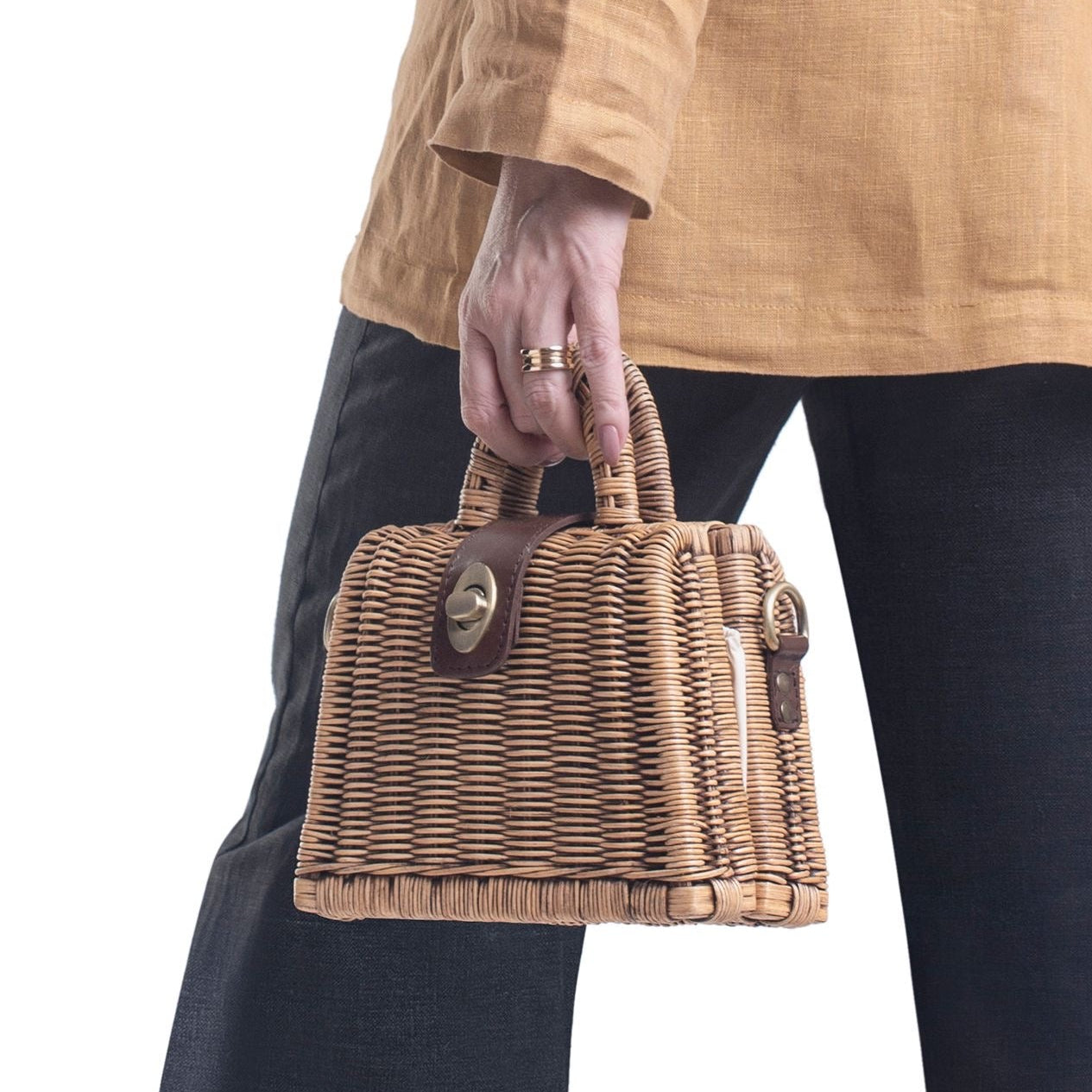 BOLSO DE MIMBRE BASTIA