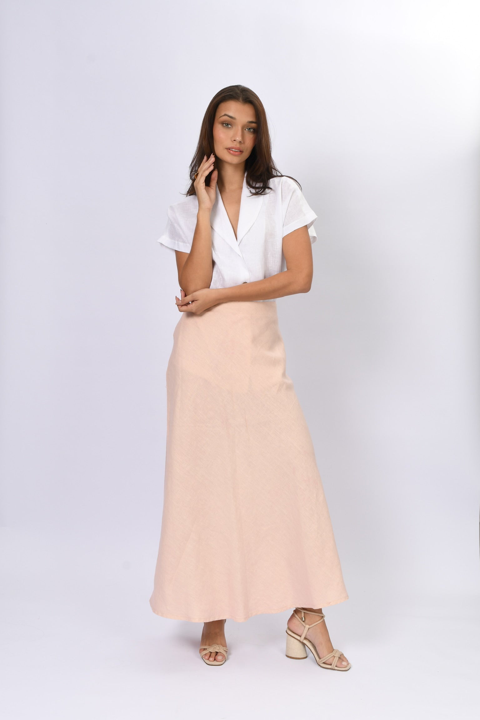 saia_varadero_e_blusa_Di.4_679f1308-e211-4529-ab17-77cac58f3bbf.jpg